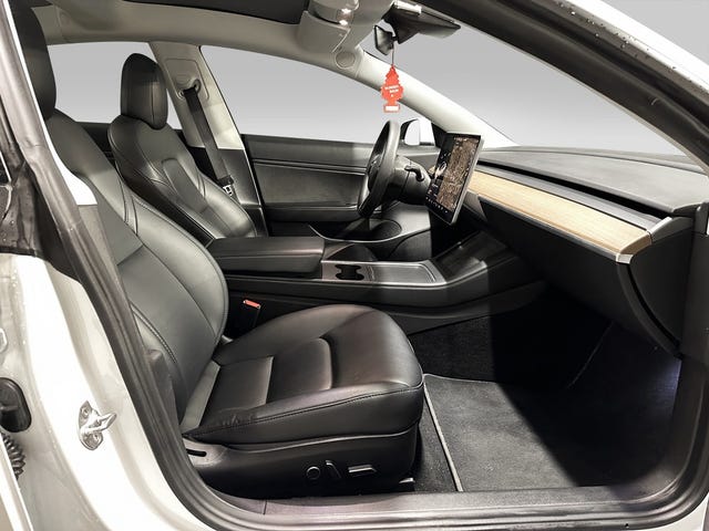 2021 TESLA MODEL 3 - 11