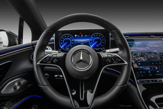 2022 MERCEDES-BENZ EQS - 21