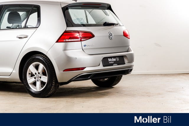 2018 VOLKSWAGEN GOLF - 9