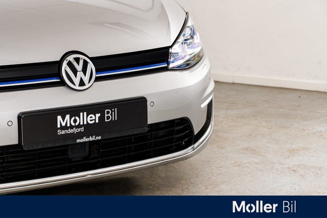 WVWZZZAUZJ8907928 2018 VOLKSWAGEN GOLF-3