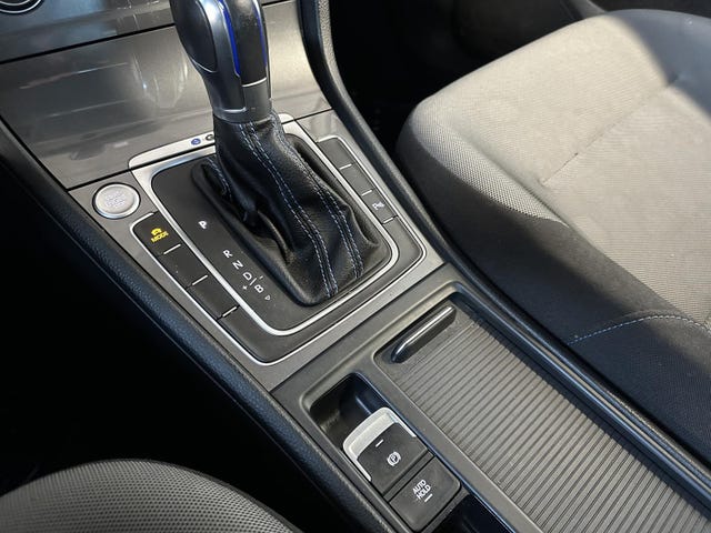 2015 VOLKSWAGEN GOLF - 17