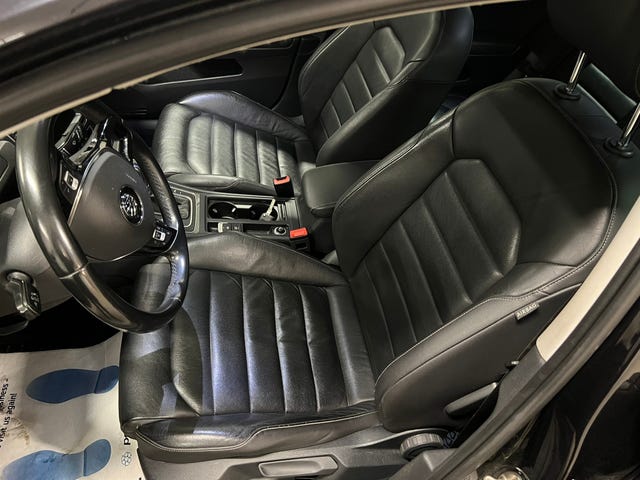 2015 VOLKSWAGEN GOLF - 8