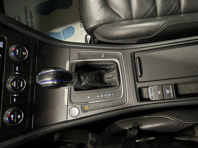 2015 VOLKSWAGEN GOLF - 18