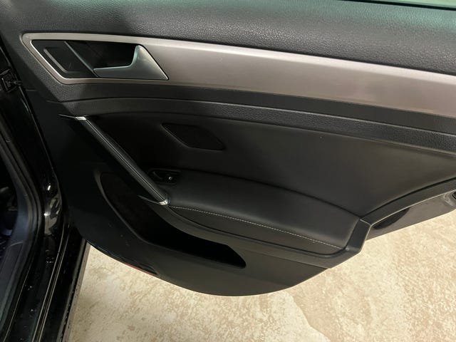 2015 VOLKSWAGEN GOLF - 12