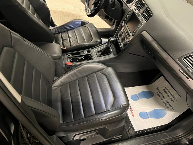 2015 VOLKSWAGEN GOLF - 15