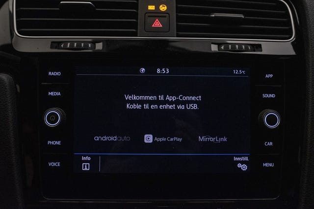 2019 VOLKSWAGEN GOLF - 19