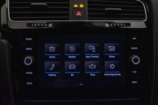 2019 VOLKSWAGEN GOLF - 18