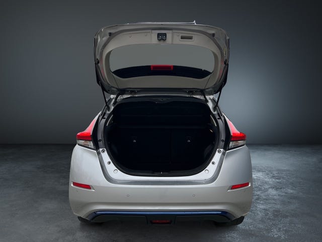 2018 NISSAN LEAF - 8