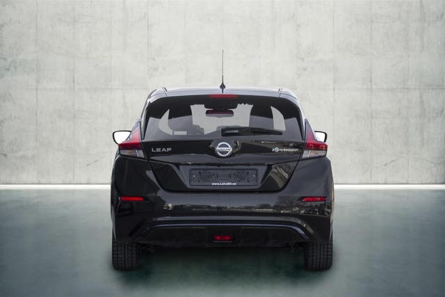 SJNFAAZE1U0006644 2018 NISSAN LEAF-3