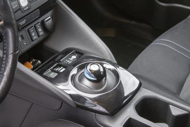 2018 NISSAN LEAF - 15