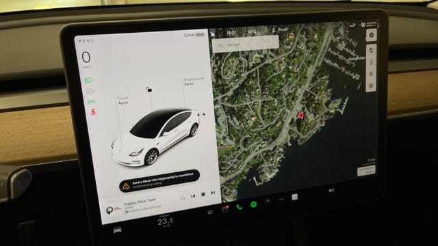 2021 TESLA MODEL 3 - 26