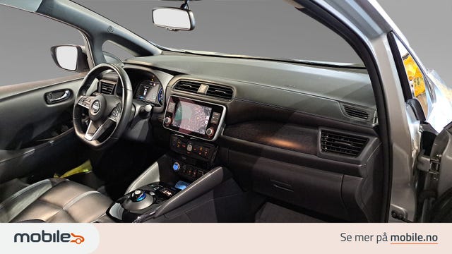 2020 NISSAN LEAF - 23