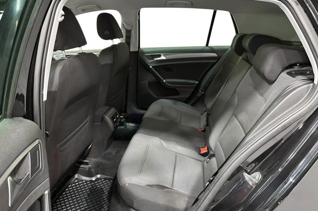 2018 VOLKSWAGEN GOLF - 8