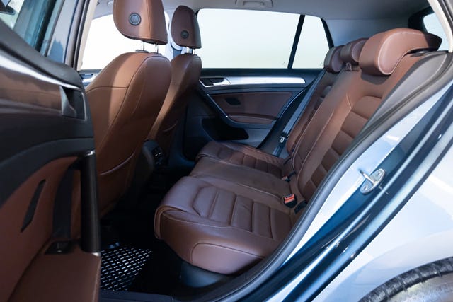 2015 VOLKSWAGEN GOLF - 26