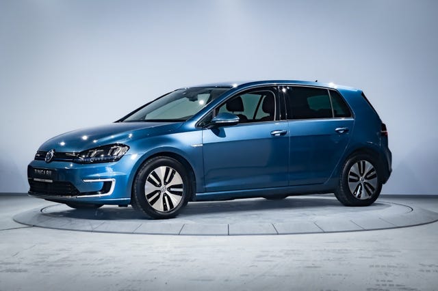 2015 VOLKSWAGEN GOLF - 11