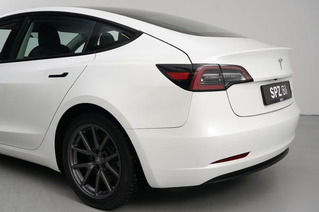 5YJ3E7EB0MF819535 2021 TESLA MODEL 3-4
