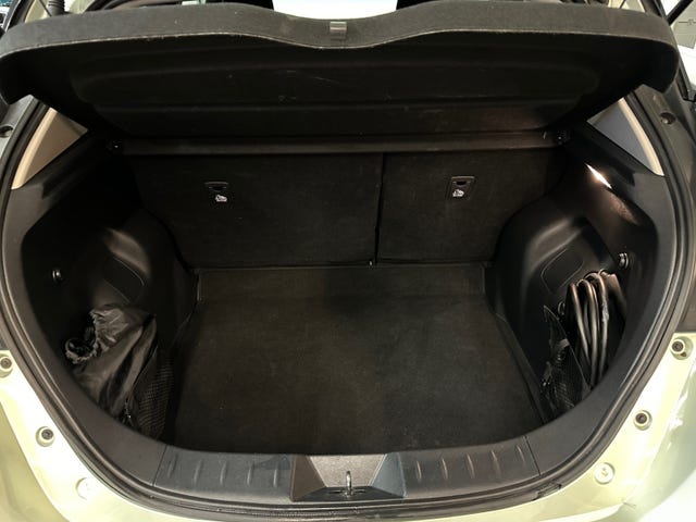 2018 NISSAN LEAF - 33