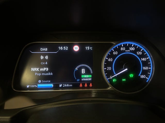 2018 NISSAN LEAF - 20