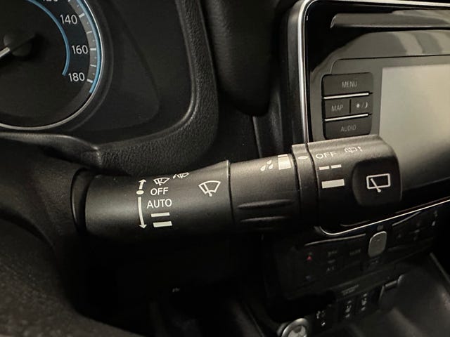 2018 NISSAN LEAF - 14