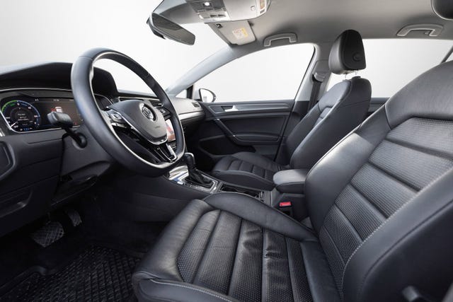 2019 VOLKSWAGEN GOLF - 7