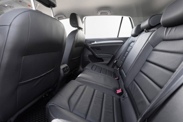 2019 VOLKSWAGEN GOLF - 14