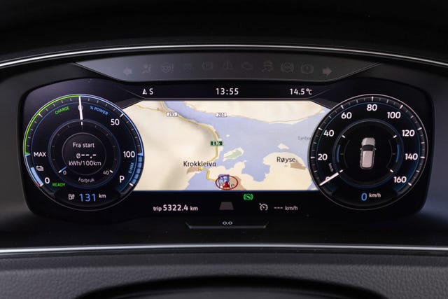 2019 VOLKSWAGEN GOLF - 17