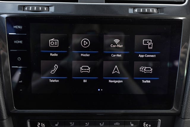 2019 VOLKSWAGEN GOLF - 24
