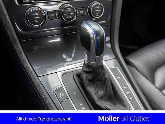 2019 VOLKSWAGEN GOLF - 25