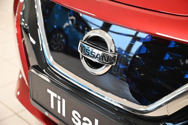 2022 NISSAN LEAF - 8
