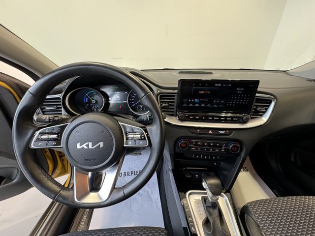 2022 KIA XCEED - 18