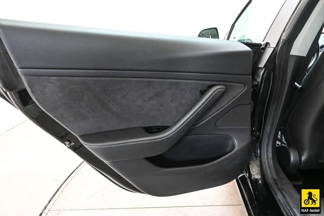 2019 TESLA MODEL 3 - 13
