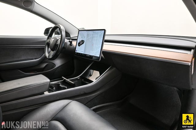 2019 TESLA MODEL 3 - 18