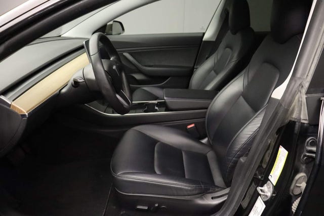 2019 TESLA MODEL 3 - 13
