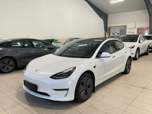 5YJ3E7EB9MF837161 2021 TESLA MODEL 3-2