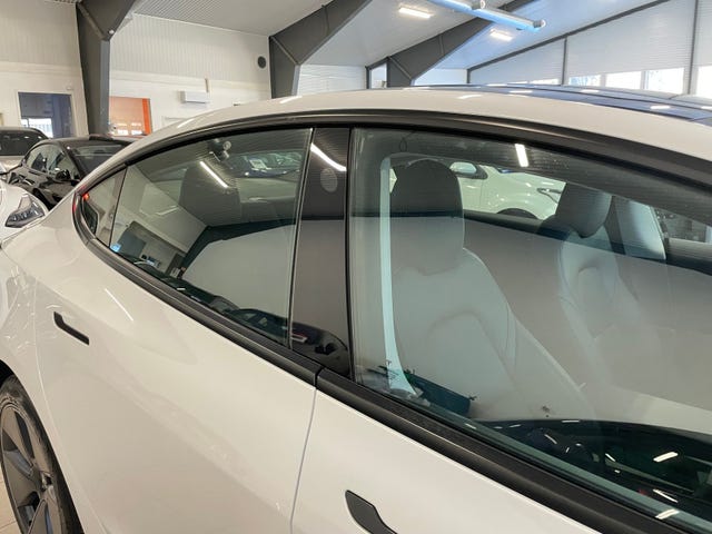 2021 TESLA MODEL 3 - 8