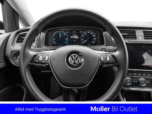 2018 VOLKSWAGEN GOLF - 18