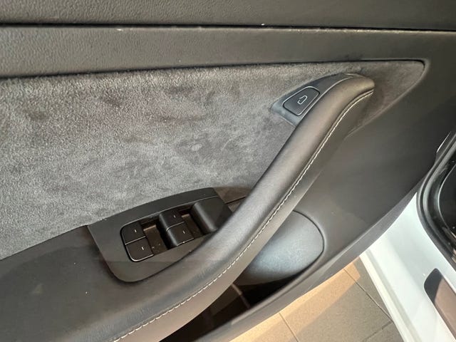 2021 TESLA MODEL 3 - 23