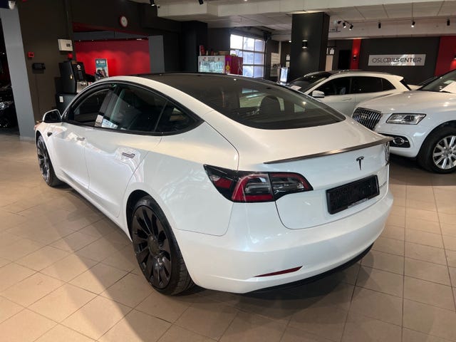 5YJ3E7EC1MF893541 2021 TESLA MODEL 3-2