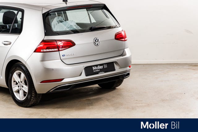 2018 VOLKSWAGEN GOLF - 8