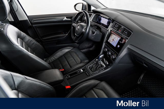 2018 VOLKSWAGEN GOLF - 17