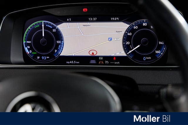 2018 VOLKSWAGEN GOLF - 20