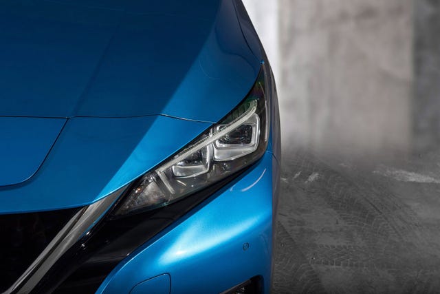 SJNFAAZE1U0106874 2020 NISSAN LEAF-2