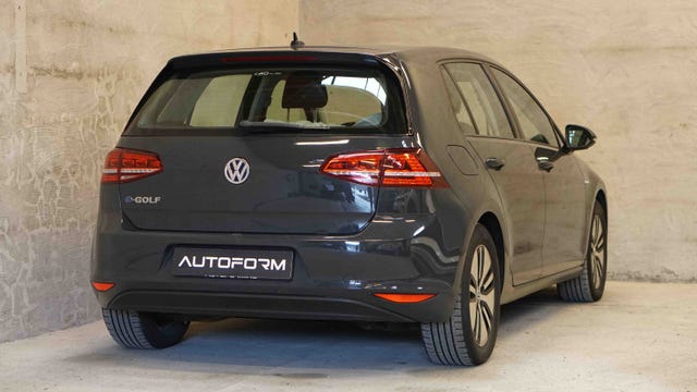 2015 VOLKSWAGEN GOLF - 9