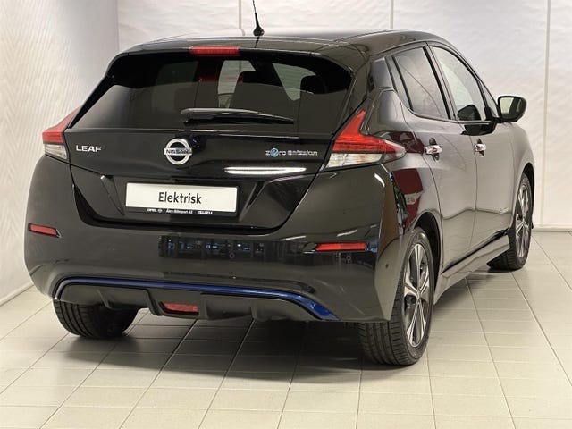 2018 NISSAN LEAF - 15