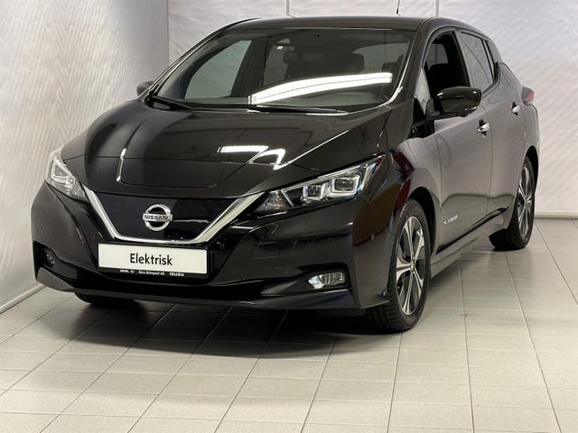 SJNFAAZE1U0026017 2018 NISSAN LEAF-1
