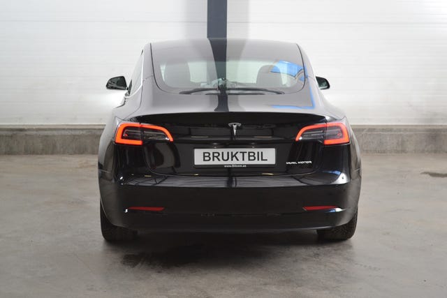 5YJ3E7EBXKF319752 2019 TESLA MODEL 3-4