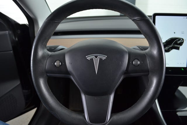 2019 TESLA MODEL 3 - 11