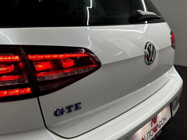 2015 VOLKSWAGEN GOLF - 19