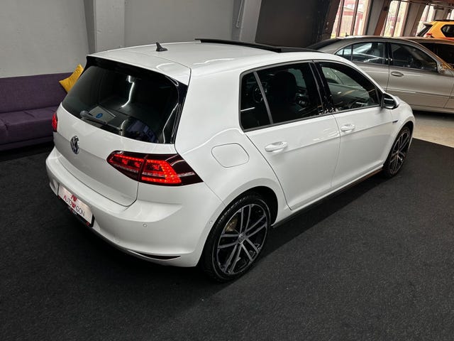 2015 VOLKSWAGEN GOLF - 7