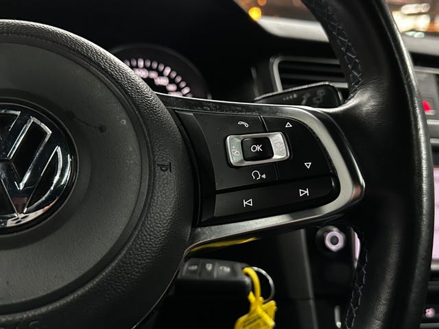 2015 VOLKSWAGEN GOLF - 52